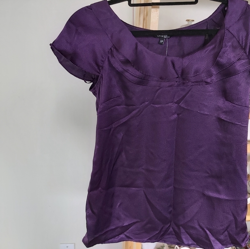 George Blouse/ Purple NWT/ B1